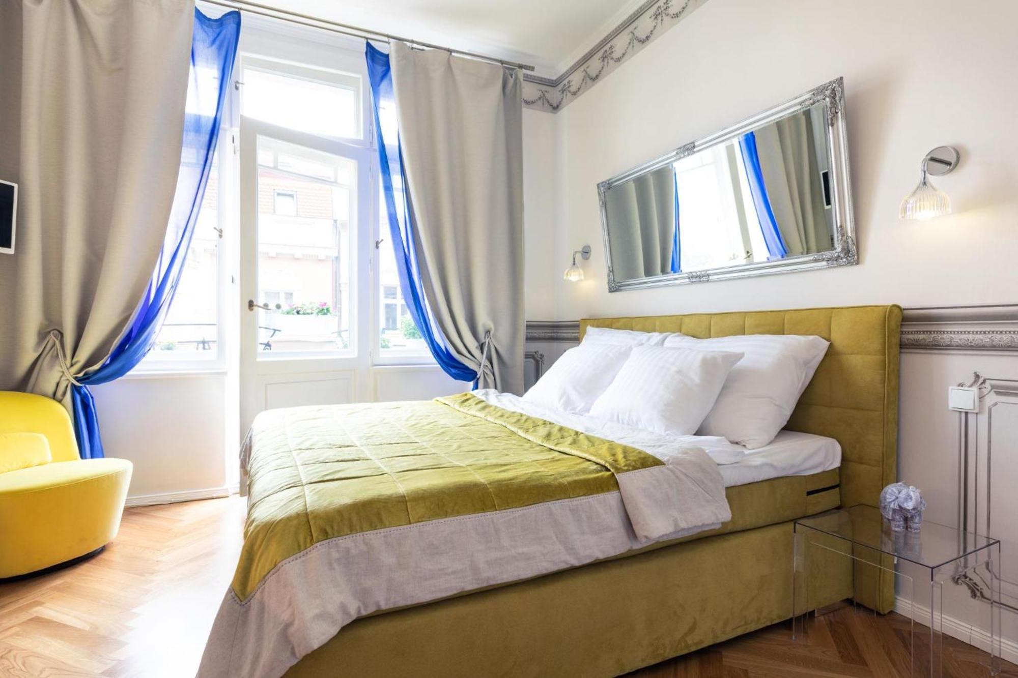 Prague Days - Sunny Riverside Apartments With Terraces Esterno foto